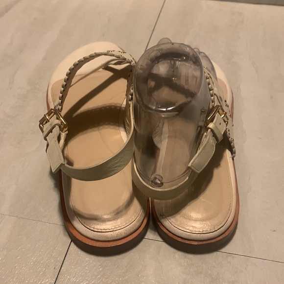 Cole Haan Women's Anica Scallop White Thong Sandals Size 10B - Picture 15 of 15